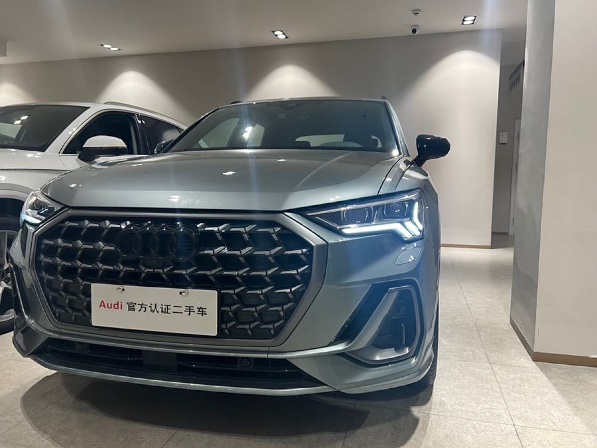 奧迪 奧迪Q3  2023款 改款 45 TFSI quattro 時尚動感型圖片