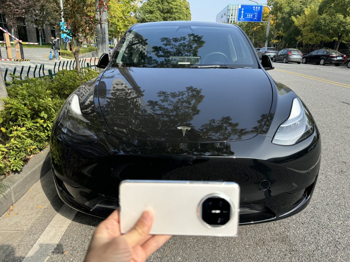 特斯拉 Model Y  2022款 后輪驅(qū)動版圖片