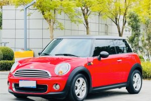 COUNTRYMAN MINI 1.6L ONE