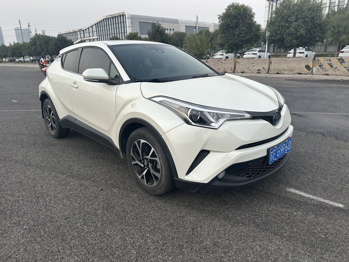 2021年1月豐田 C-HR  2020款 2.0L 領(lǐng)先版