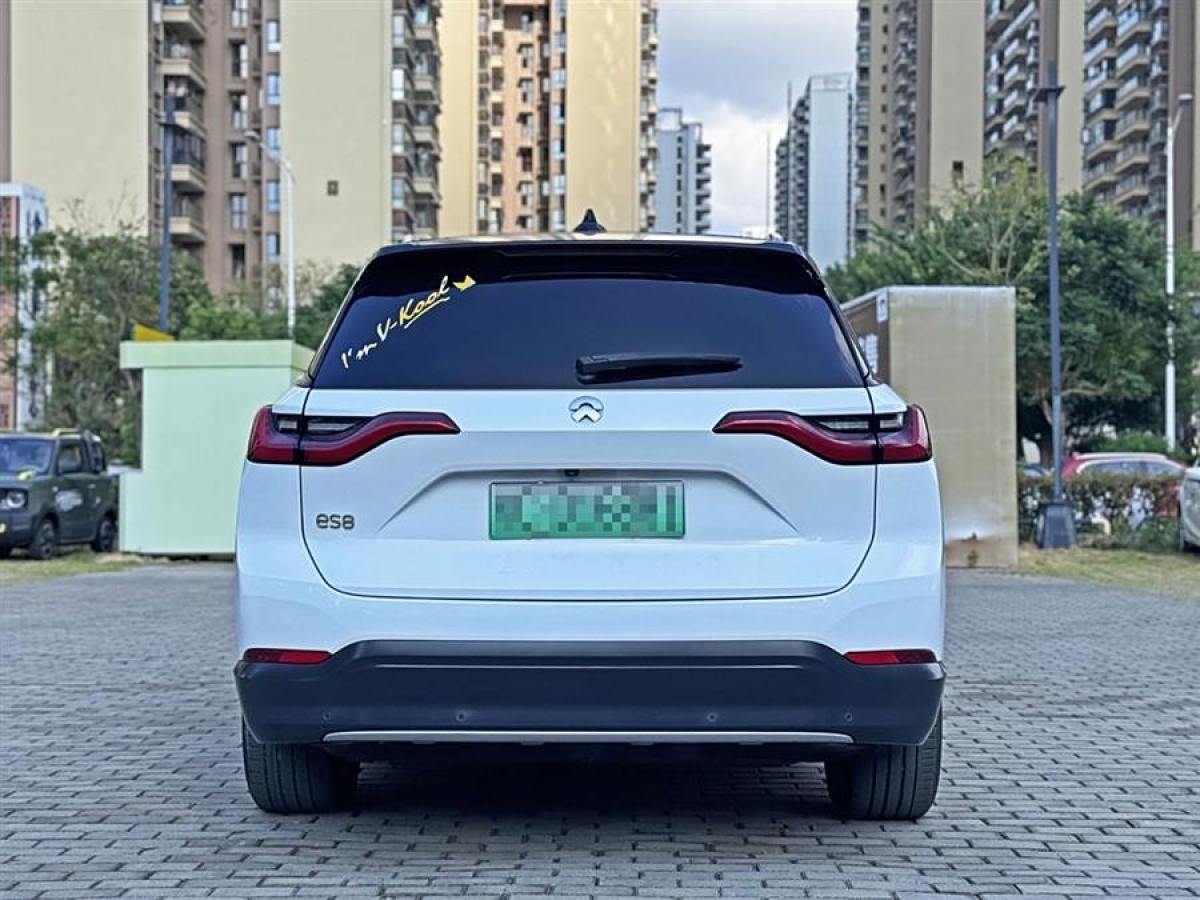 蔚來 ES8  2018款 355KM 基準(zhǔn)版 七座版圖片