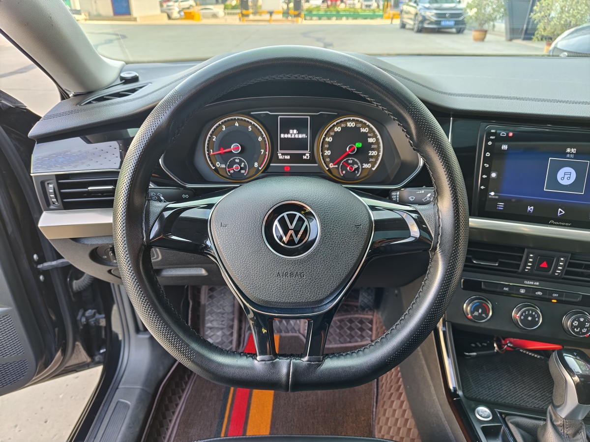 大眾 帕薩特  2021款 280TSI 商務(wù)版圖片