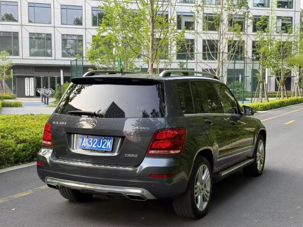 奔馳 奔馳GLK級  2013款 改款 GLK 300 4MATIC 時尚型圖片