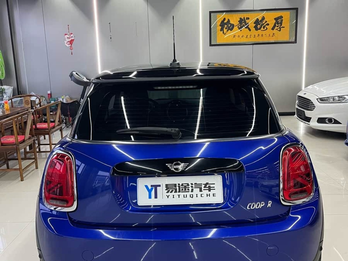 MINI COUNTRYMAN  2018款 1.5T COOPER 經(jīng)典派圖片