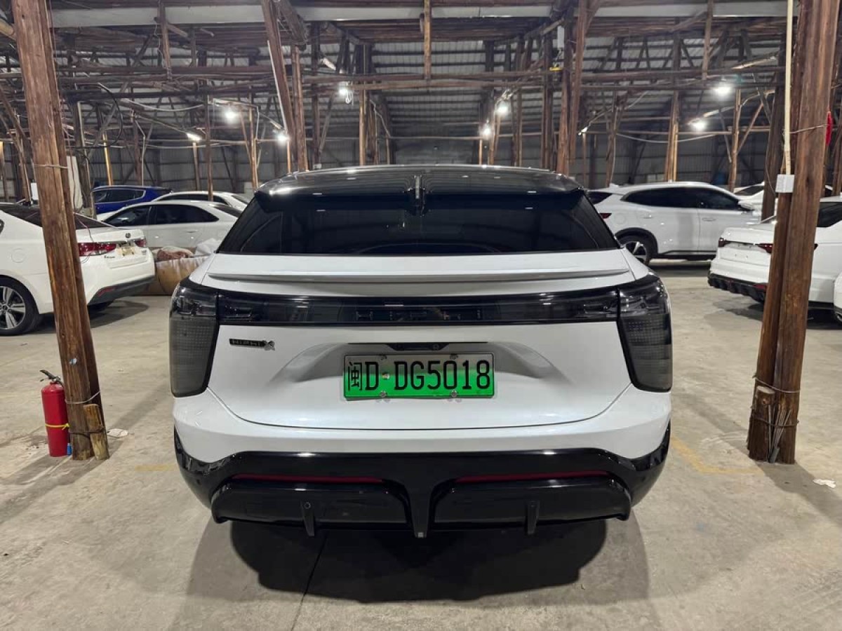 高合 高合HiPhi X  2022款 創(chuàng)遠(yuǎn)版6座 長(zhǎng)續(xù)航版圖片