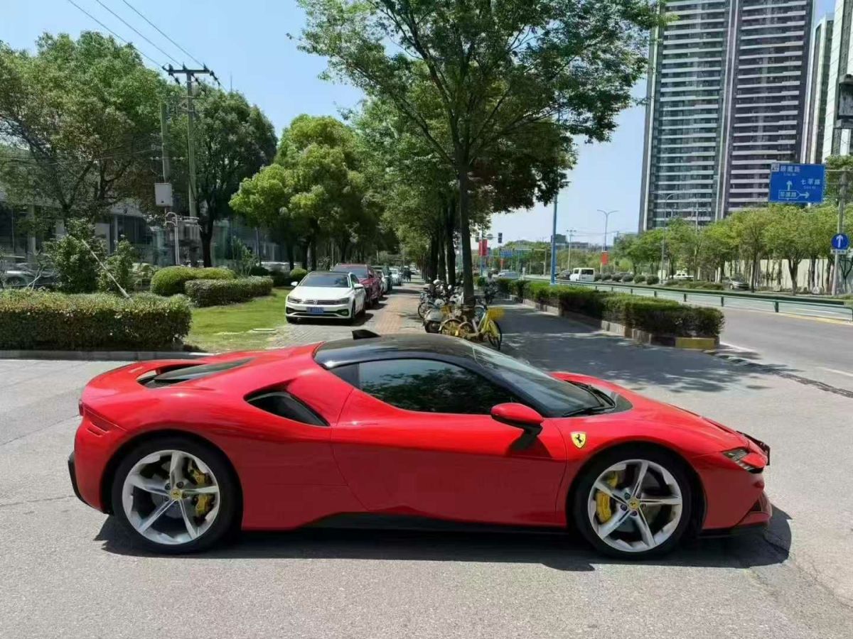 法拉利 Purosangue  2023款 6.5L V12圖片