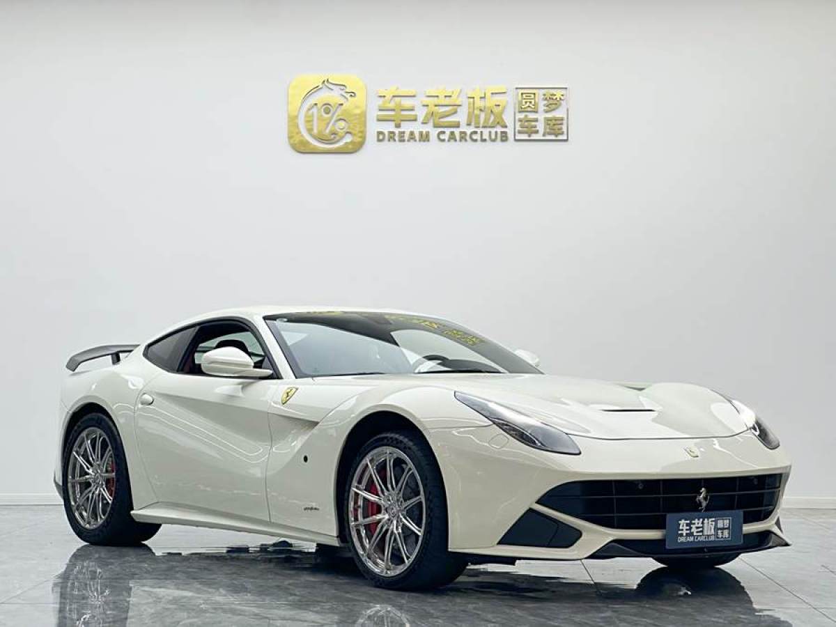 法拉利 F12berlinetta  2013款 6.3L 標(biāo)準(zhǔn)型圖片