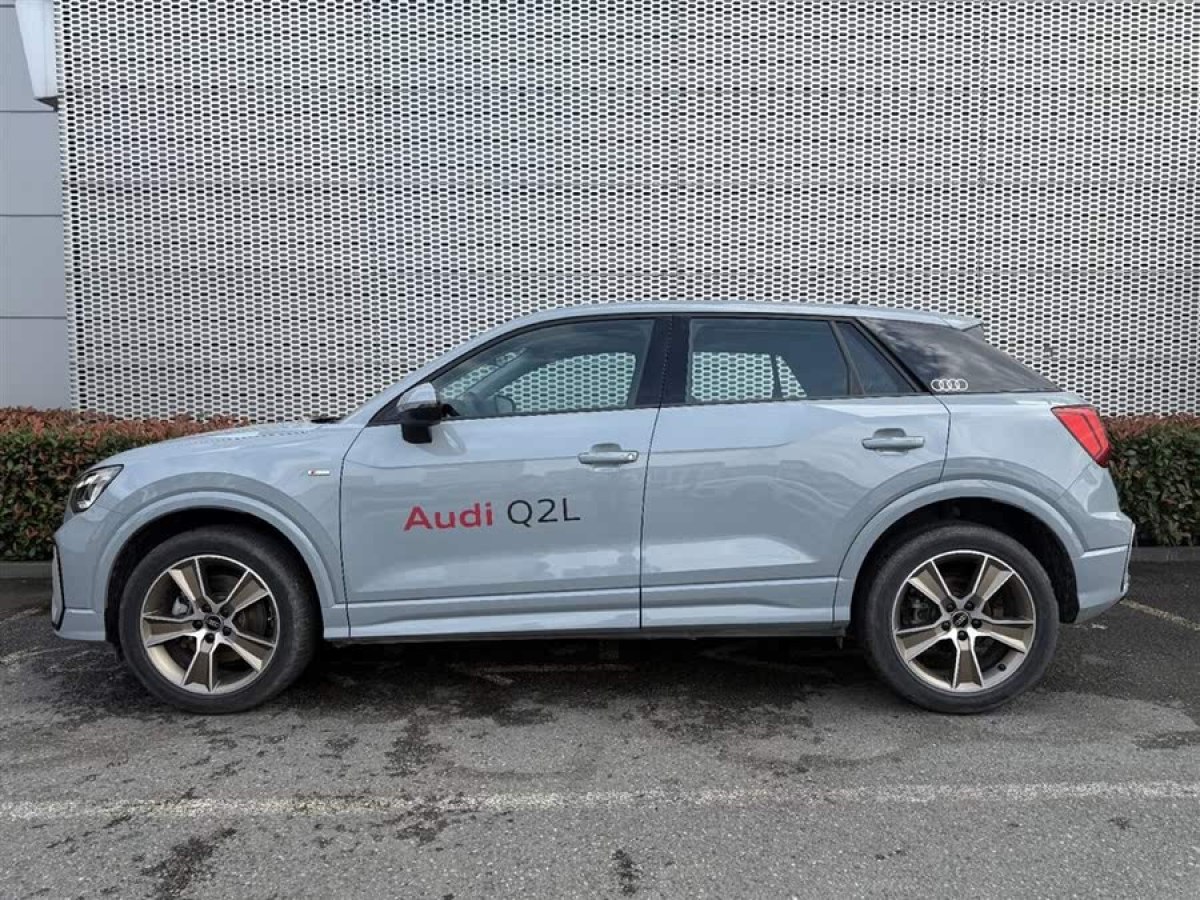 奧迪 奧迪Q2L  2024款 改款 35TFSI 時尚動感型圖片