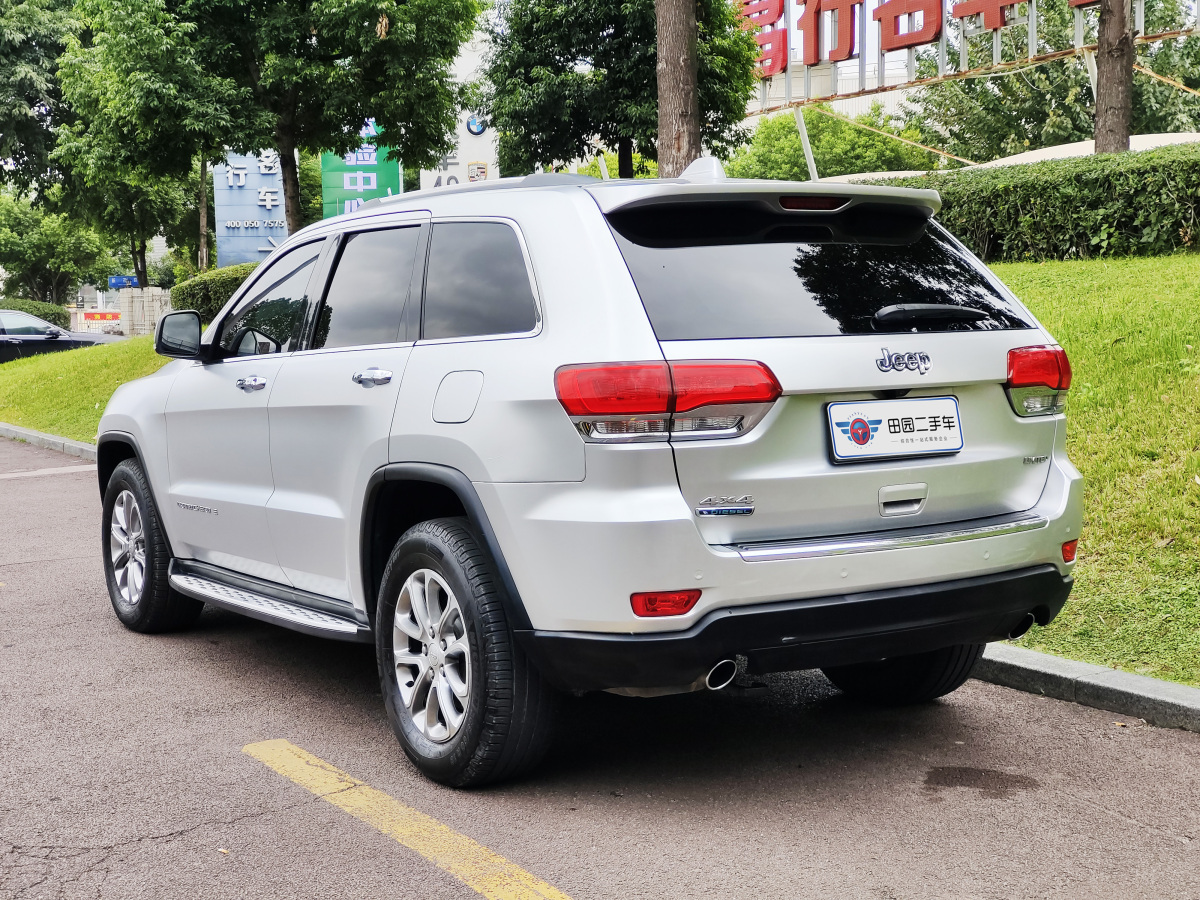 Jeep 大切諾基  2015款 3.0TD 柴油 舒享導(dǎo)航版圖片