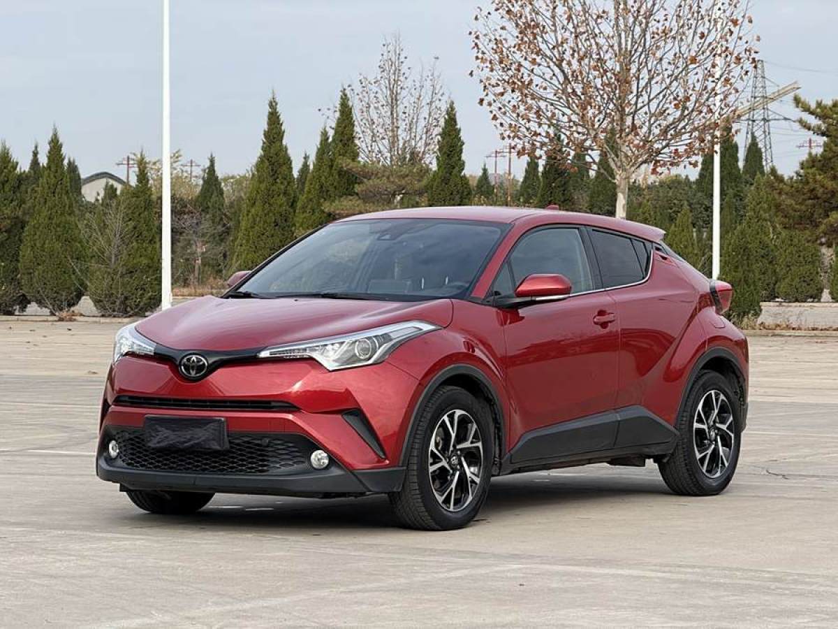 豐田 C-HR  2018款 2.0L 領(lǐng)先版 國(guó)V圖片