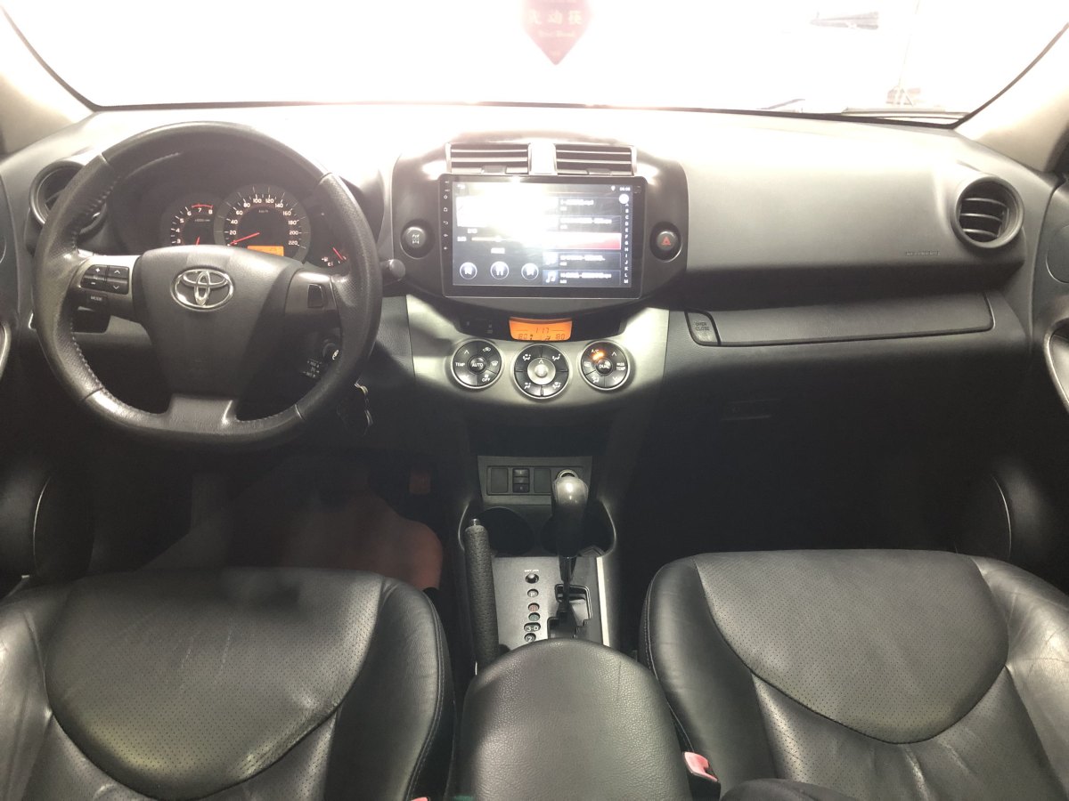 豐田 RAV4榮放  2013款 特享版 2.4L 自動(dòng)四驅(qū)尊崇圖片