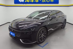 嵐圖追光 嵐圖 PHEV 四驅(qū)超長(zhǎng)續(xù)航行政版