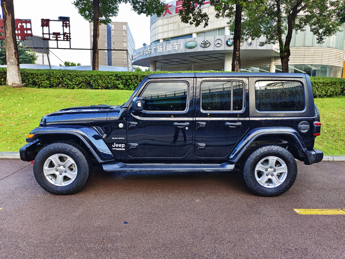 Jeep 牧馬人  2021款 2.0T Sahara 四門版圖片