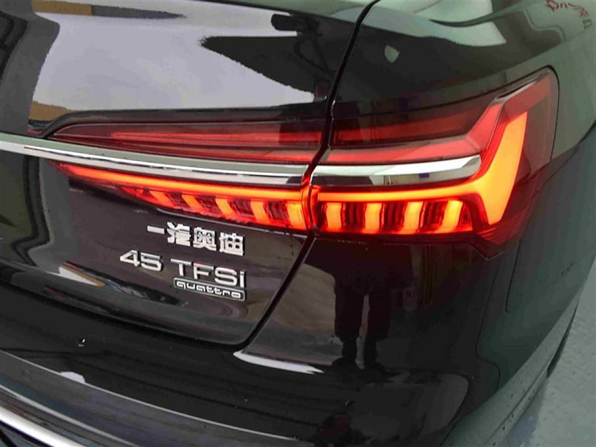 奧迪 奧迪A6L  2024款 45 TFSI quattro 臻選動(dòng)感型圖片