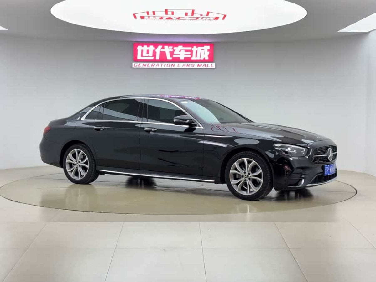 奔馳 奔馳E級(jí)  2021款 改款 E 300 L 運(yùn)動(dòng)時(shí)尚型圖片