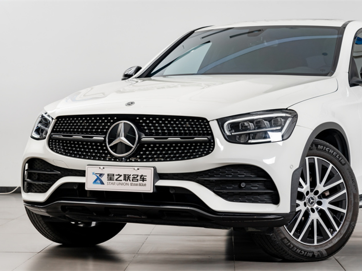 2023年4月奔馳 奔馳GLC  2023款 GLC 260 4MATIC 轎跑SUV