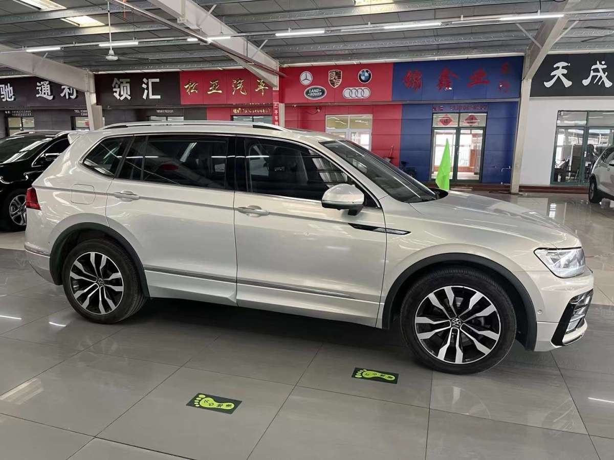 大眾 途觀L  2021款 330TSI 自動(dòng)兩驅(qū)R-Line越享版圖片