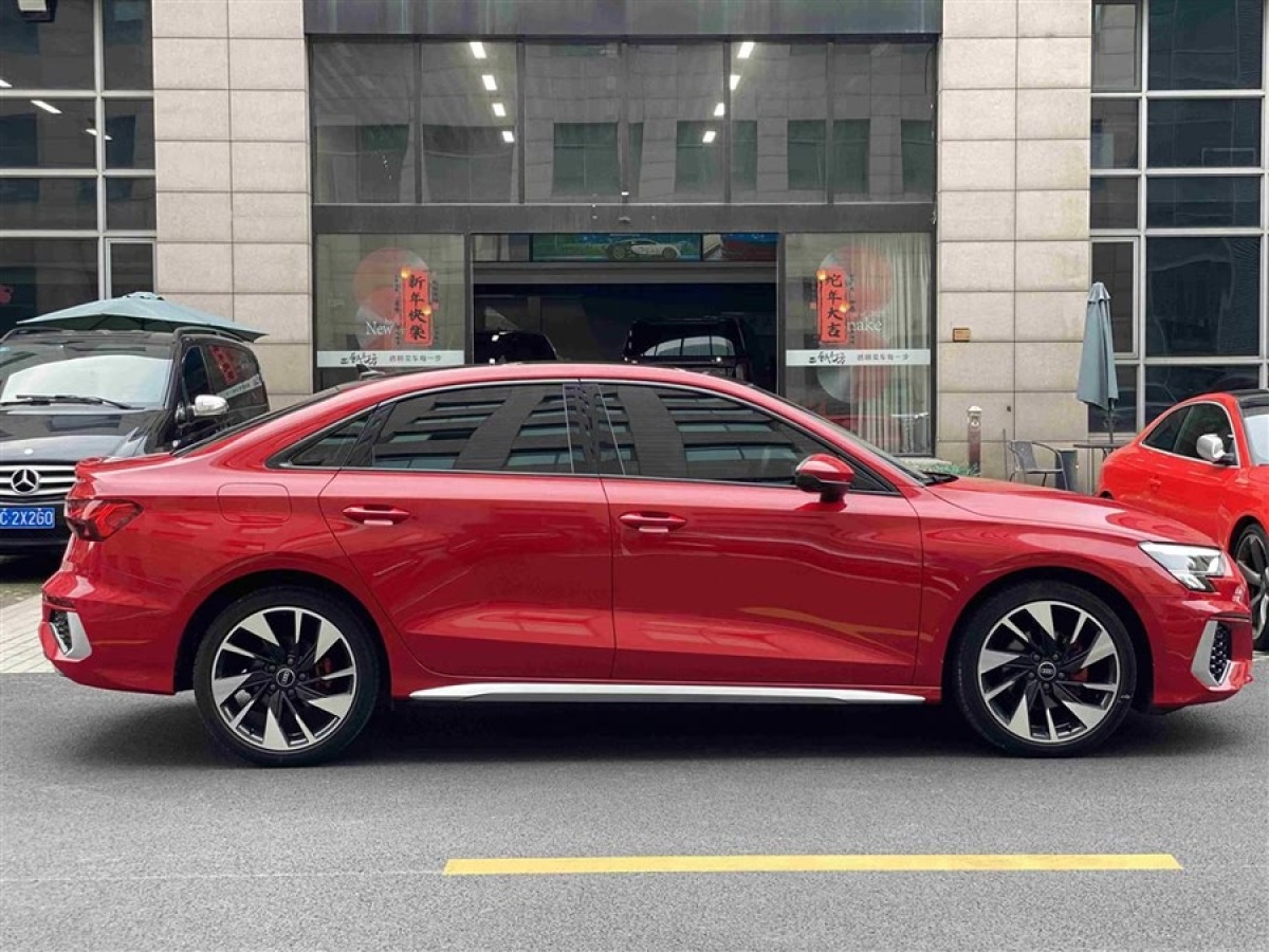 奧迪 奧迪A3  2021款 A3L Limousine 35 TFSI 時(shí)尚運(yùn)動(dòng)型圖片