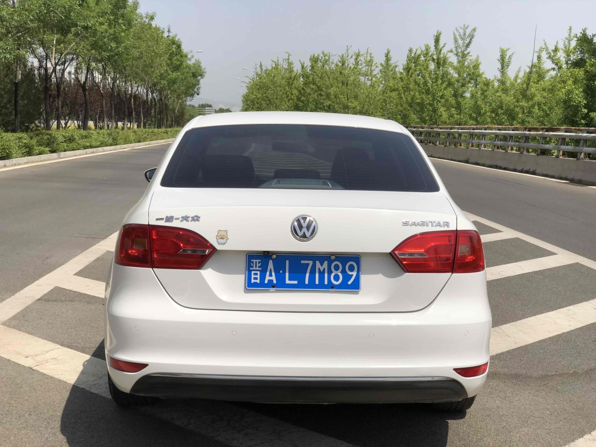2013年10月大眾 速騰  2014款 改款 1.6L 自動舒適型