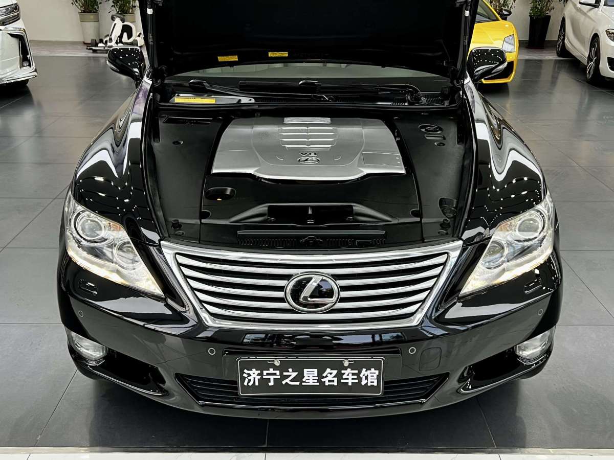 2010年6月雷克萨斯 LS  2010款 460L 尊贵版