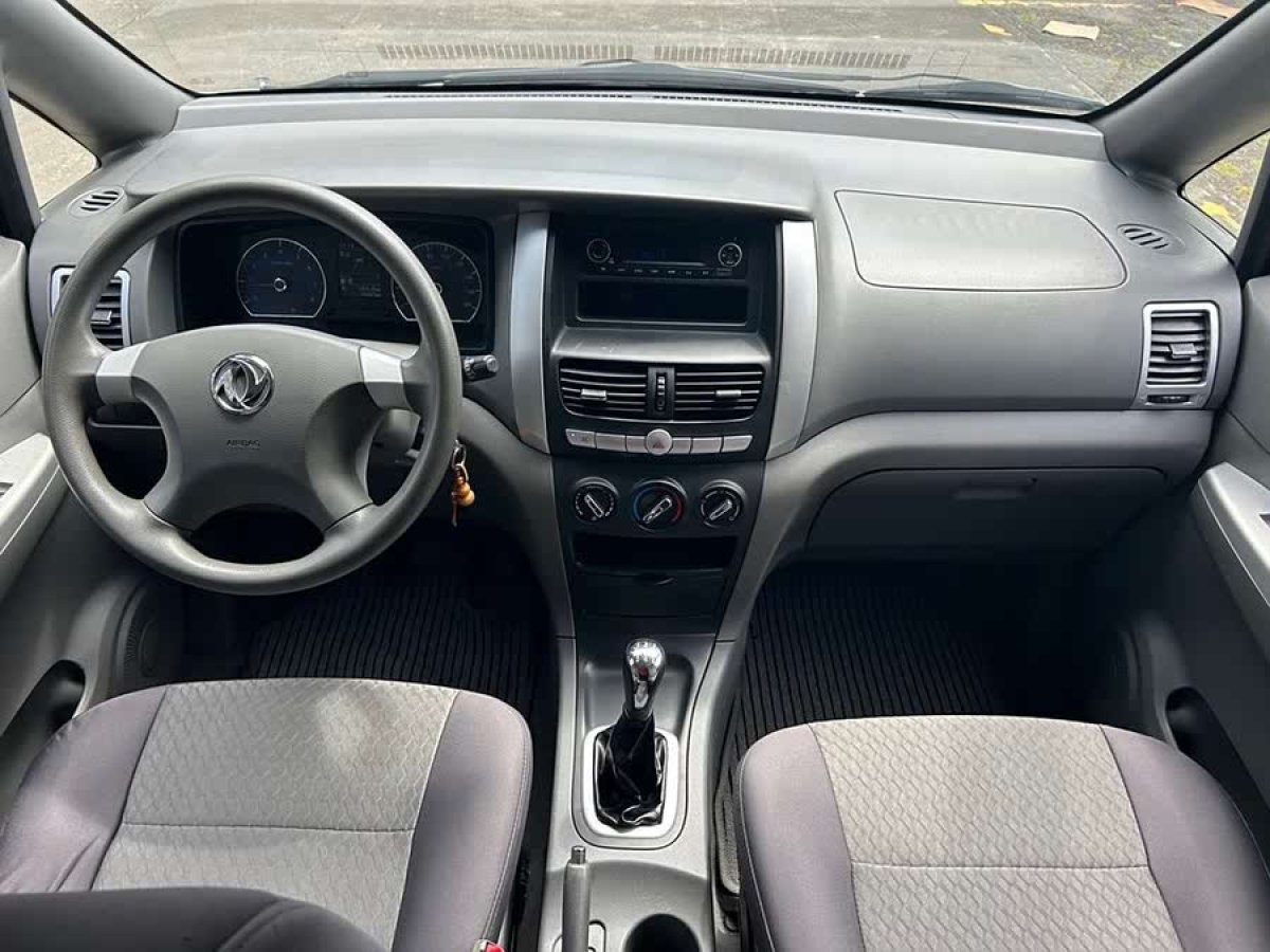 東風 帥客  2011款 1.5L 手動舒適型7座 國IV圖片