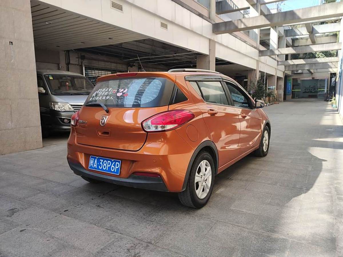 寶駿 310  2016款 1.2L 手動豪華型圖片