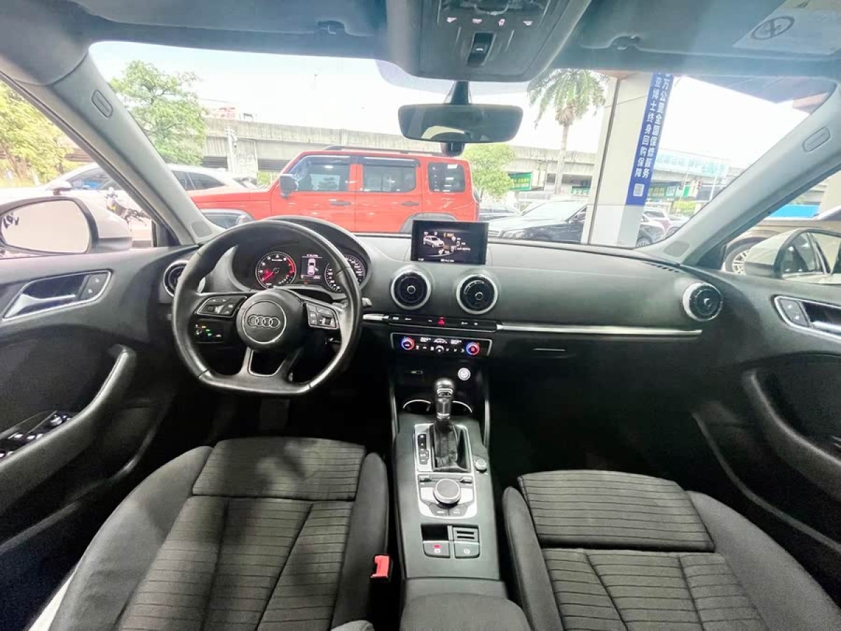 奧迪 奧迪A3  2018款 30周年年型 Sportback 40 TFSI 運動型圖片