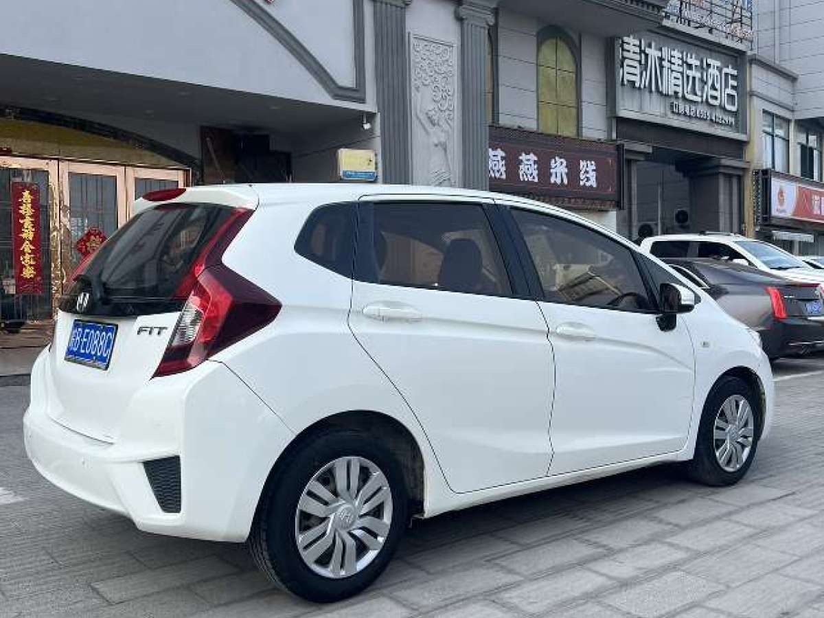 本田 飞度  2016款 1.5L LXS CVT舒适天窗版图片