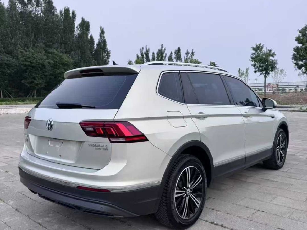 大眾 途觀L  2019款 280TSI 自動兩驅(qū)全景舒適版圖片