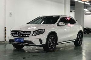 奔馳GLA 奔馳 GLA 200 時(shí)尚型