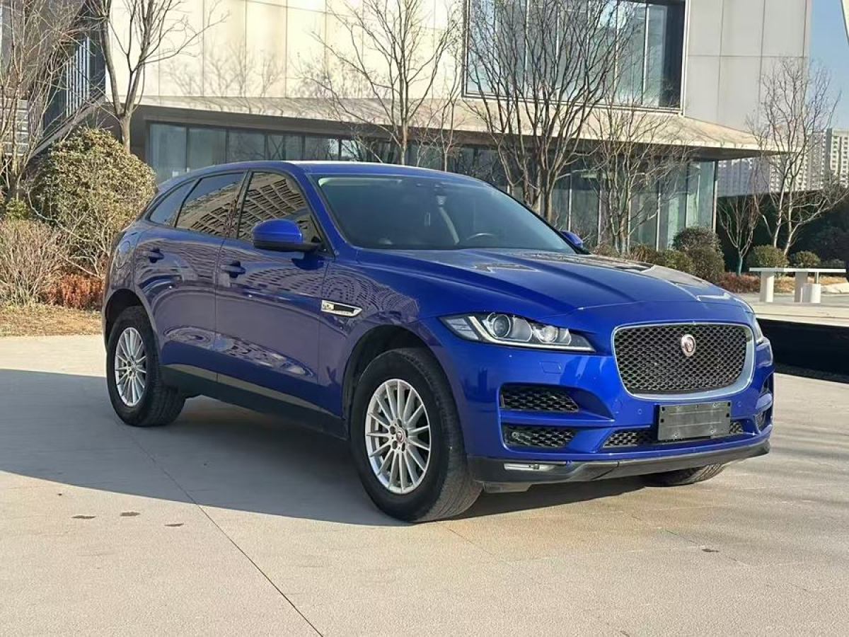 捷豹 F-PACE  2018款 2.0T 四驅(qū)都市尊享版圖片