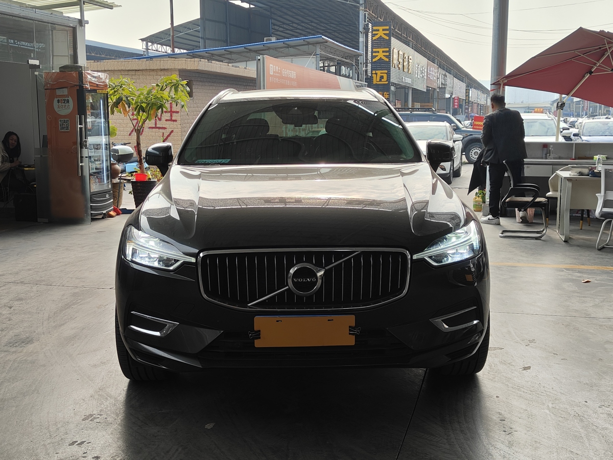 沃爾沃 XC60  2020款 T5 四驅(qū)智逸豪華版圖片