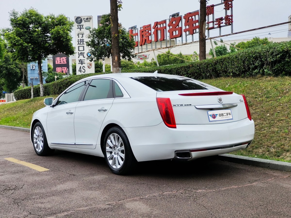 凱迪拉克 XTS  2013款 28T 領(lǐng)先型圖片