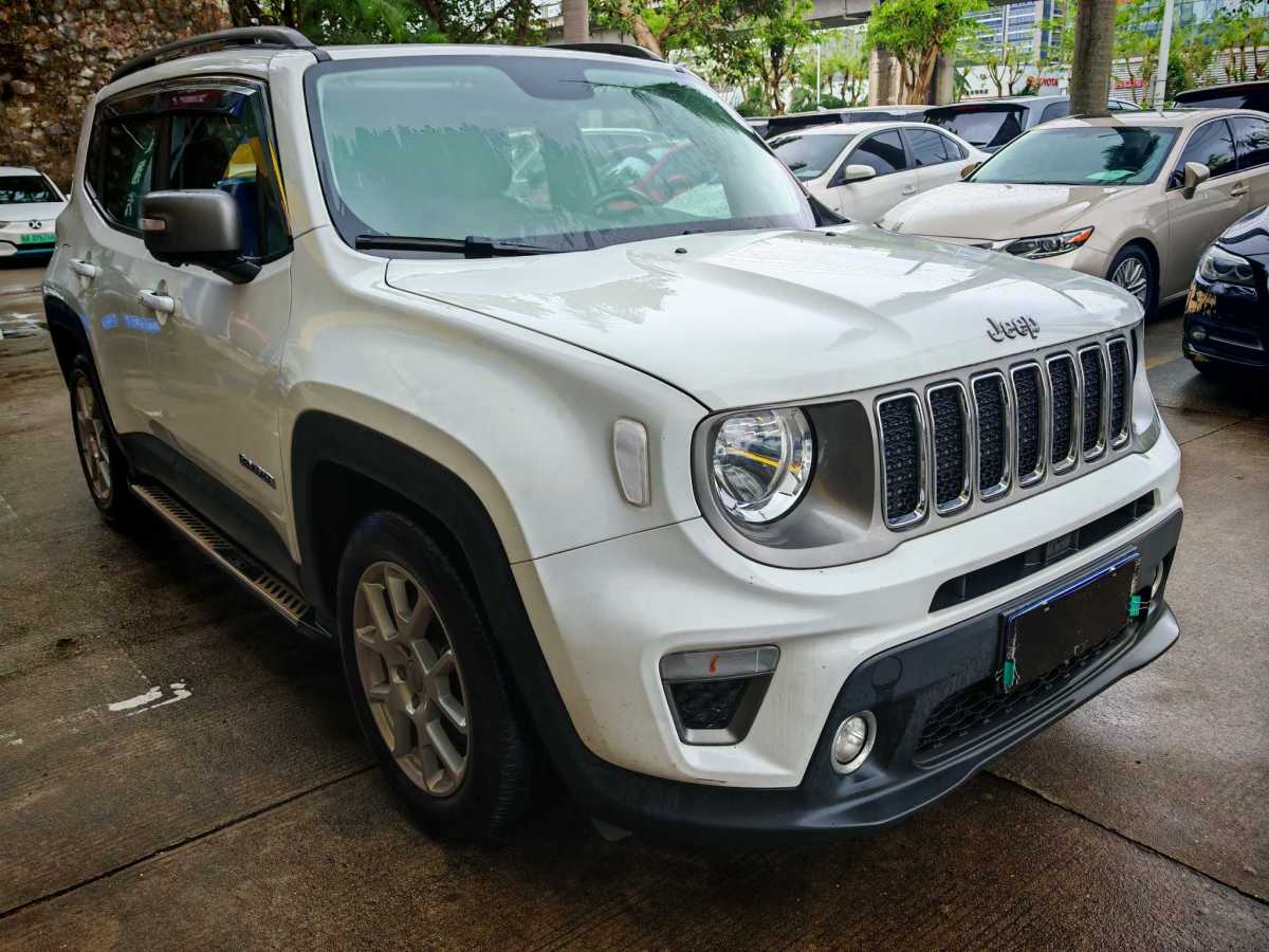 2019年3月Jeep 自由俠  2018款 互聯(lián)大屏版 180T 自動智能版