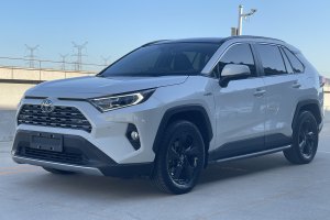 RAV4荣放 丰田 双擎  2.5L CVT四驱旗舰版