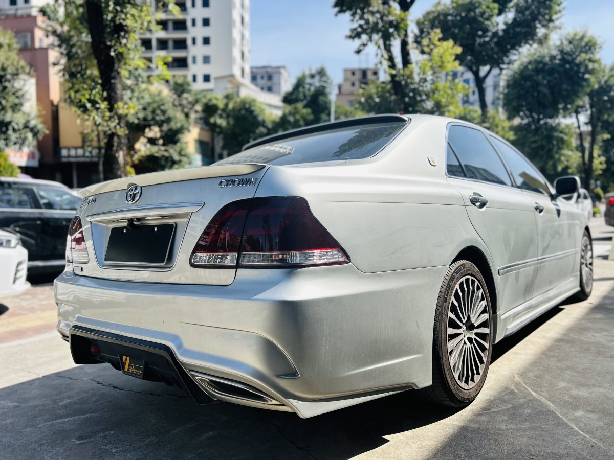 豐田 皇冠  2005款 3.0L Royal Saloon G VIP圖片