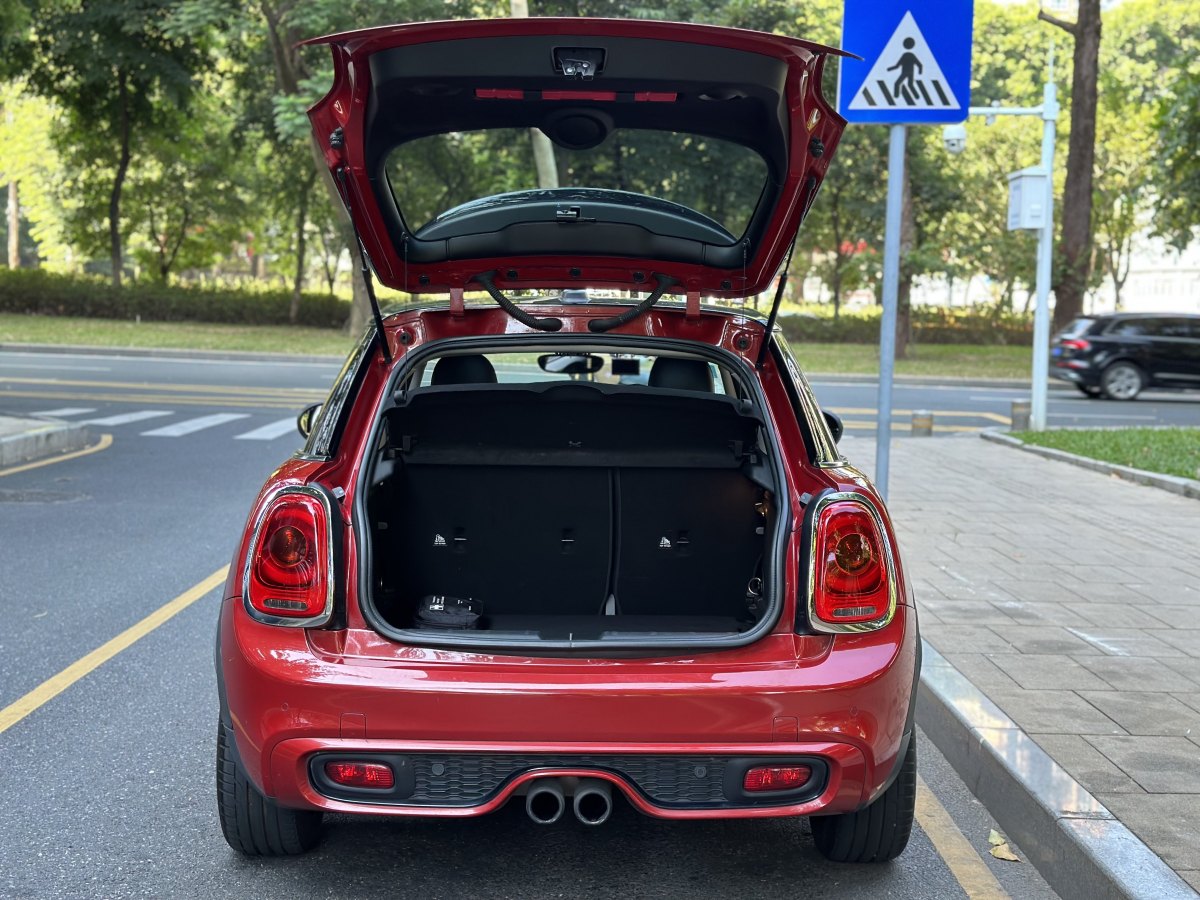 MINI MINI  2015款 2.0T COOPER S 五門版圖片