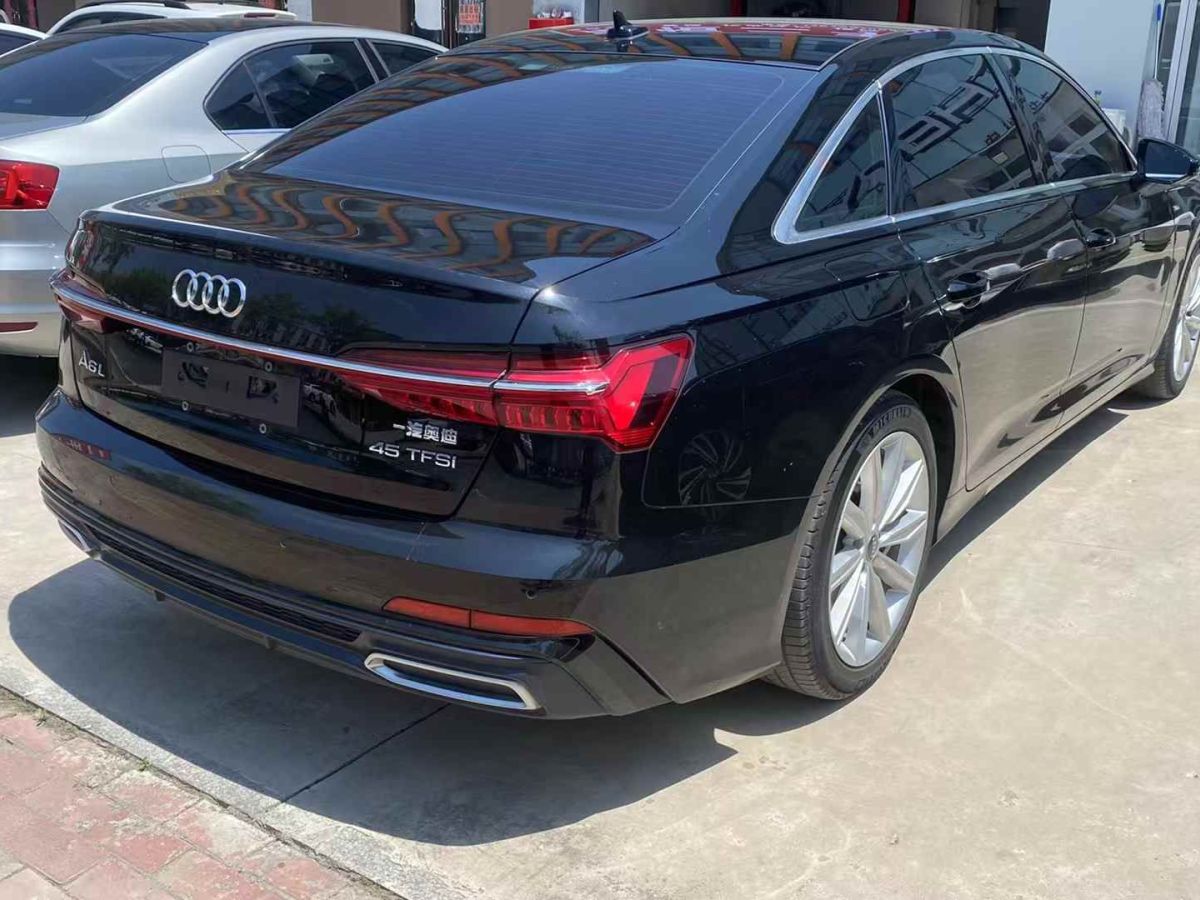 奧迪 奧迪A6L  2021款 45 TFSI 進(jìn)享人生版圖片