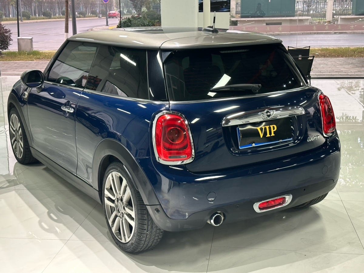 MINI MINI  2018款 1.5T COOPER 色彩紀(jì)念版圖片