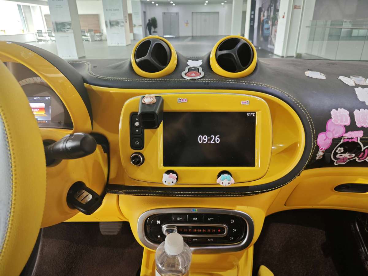 smart fortwo  2015款 1.0L 52千瓦硬頂靈動(dòng)版圖片