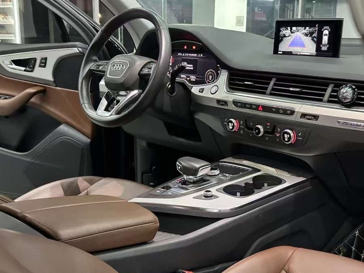 奧迪 奧迪Q7  2019款 55 TFSI 技術(shù)型圖片