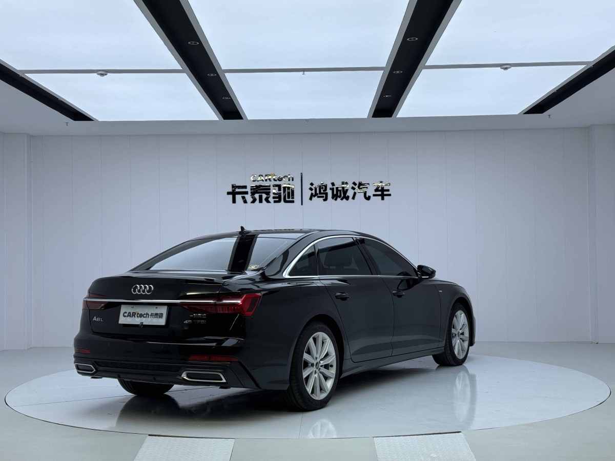 奧迪 奧迪A6L  2021款 45 TFSI 臻選動(dòng)感型圖片