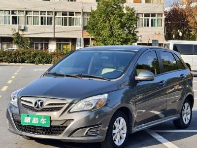 2015年1月 北京 北京汽車E系列 兩廂 1.5L 自動樂天版圖片