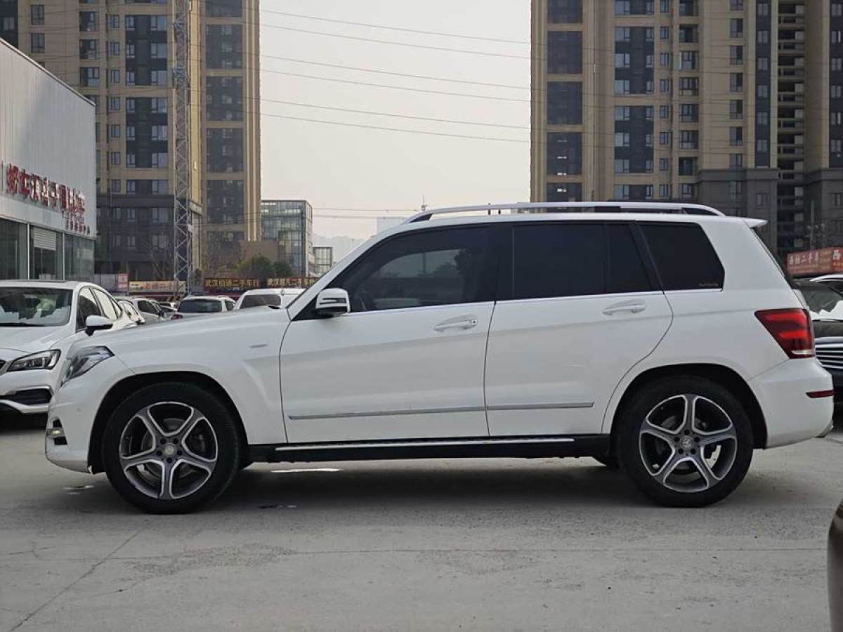 2015年7月奔馳 奔馳GLK級(jí)  2015款 GLK 300 4MATIC 時(shí)尚型 極致版