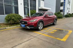 QX30 英菲尼迪 1.6T 兩驅(qū)時(shí)尚版