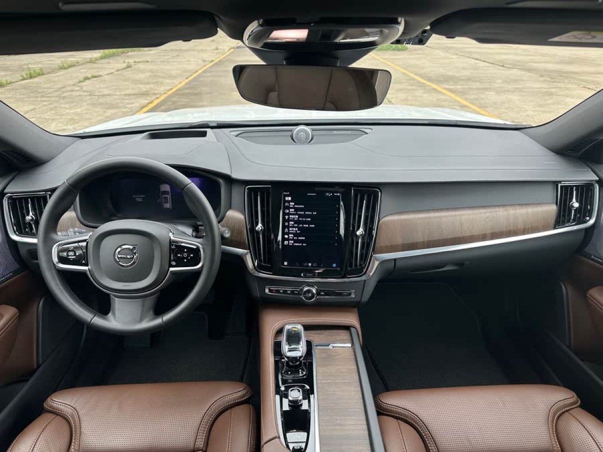 沃爾沃 V90  2024款 Cross Country B5 AWD 智尊版圖片