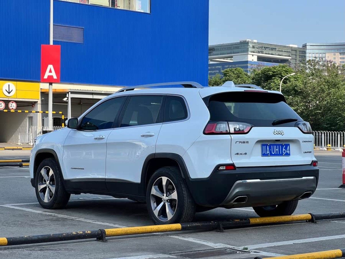 Jeep 自由光  2019款 2.0T 四驅(qū)探享版 國(guó)VI圖片