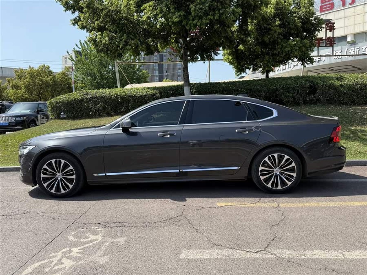 沃爾沃 S90  2023款 B5 智逸豪華版圖片