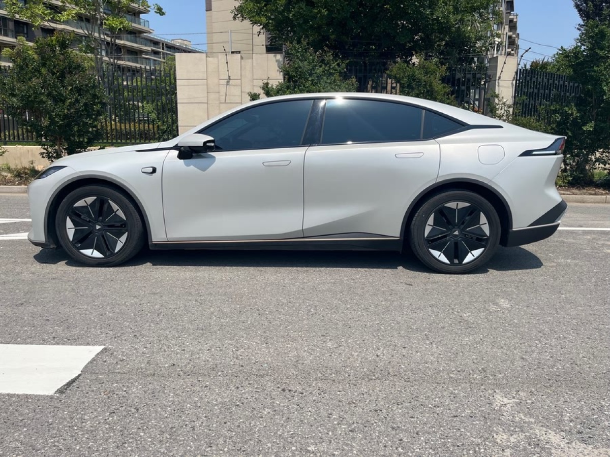 深藍(lán) 深藍(lán)SL03  2022款 1.5L 1200增程版圖片