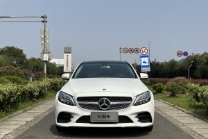 奔馳C級(jí) 奔馳 改款 C 260 L 運(yùn)動(dòng)版